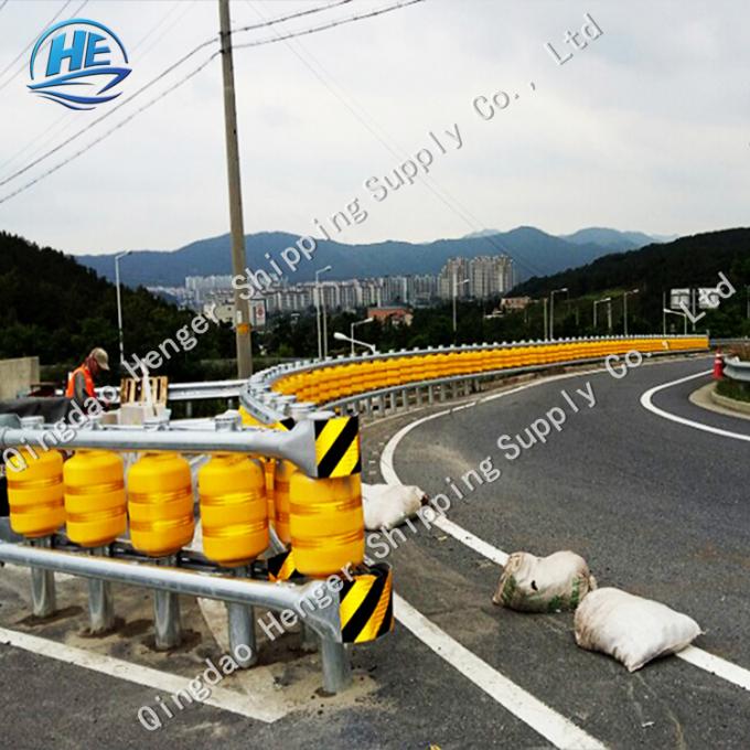 Anti Shock Highway Safety Roller Barrier Absorb Impact Force To Reduce Damage