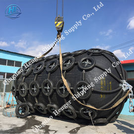 Commercial Boat Fenders Customized Size Natural Rubber Material 2 Year Warranty
