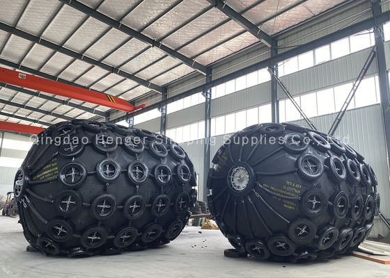 Quality Mooring Berthing Floating Yokohama Pneumatic Rubber Fender Rubber Dock Fenders factory