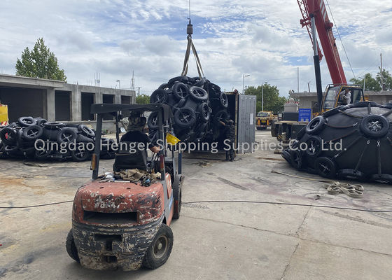 Quality Hot sale Yokohama type inflatable rubber fender to protect the hull factory