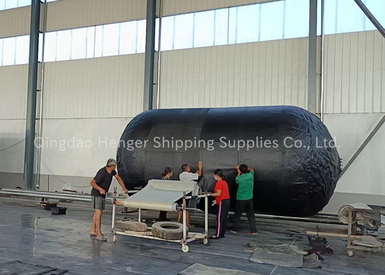 Quality ISO 17357 Certified Pneumatic Rubber Fender with Natural Rubber Cover and 50Kpa/80kpa Working Pressure factory