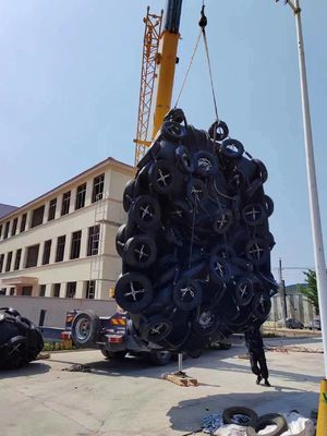 Quality 3300x6500mm Floating Pneumatic Yokohama Fenders 50Kpa With Chain Tyre Net factory