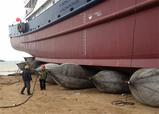 Quality High Performance Ship Launching Airbags For Ship Lifting With Tire Cord Layers factory