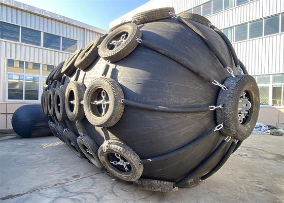 Quality Yokohama Type STS STD Pneumatic Rubber Fender Marine Fender With Tires Net factory