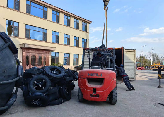 Quality Marine STS Pneumatic Rubber Fender Marine Fender For Navy factory