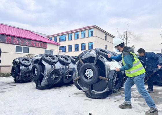 Quality Polyurethane Cylindrical Hot Dip Galvanized Flange Floating Foam Fender factory