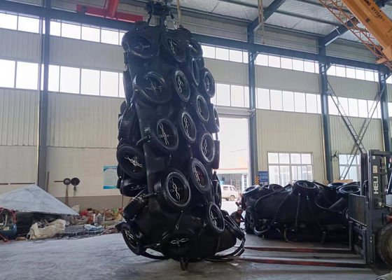 Quality Yokohama STS STD Pneumatic Rubber Fender Marine Ball With Chain And Tires Net factory