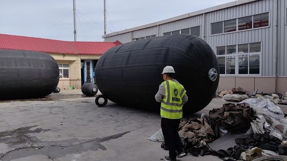 Quality ISO17357-2014 Marine Fender Yokohama Type Pneumatic Rubber Fender factory