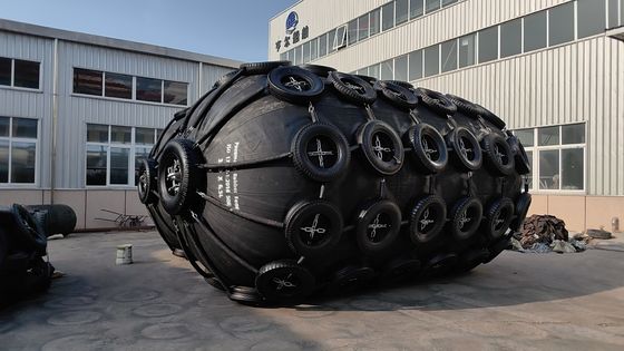 Quality Custom Size Yokohama Pneumatic Fender Boat Rubber Fender factory
