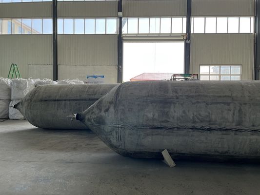Quality High Pressure Resistance Inflatable Marine Airbags Cylindrical Type Offering Performance For Ship Launching Cargo Handling factory