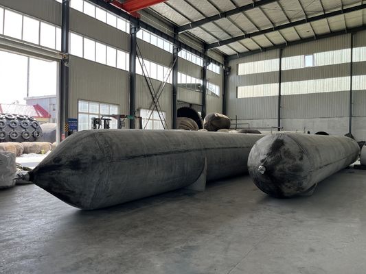 Quality High Pressure Resistance Inflatable Marine Airbags Cylindrical Type Offering Performance For Ship Launching Cargo Handling factory