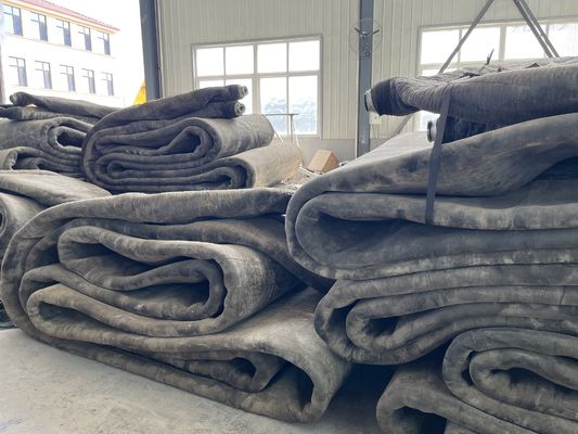 Quality Smooth Safe Vessel Launching Marine Airbag With Nylon Rubber Inner Material Length 5m-24m factory