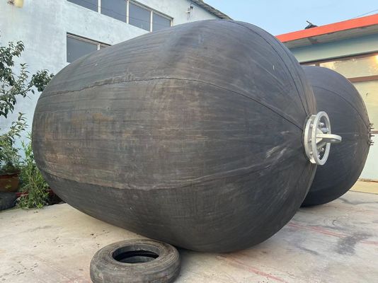 Quality High Performance Black Marine Pneumatic Fender Dock Floating factory