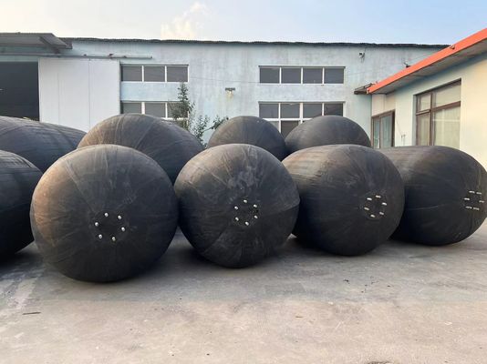 Quality Yokohama Marine Fenders Rubber And SS Good Corrosion Resistance For Vessel And Marine Docks factory