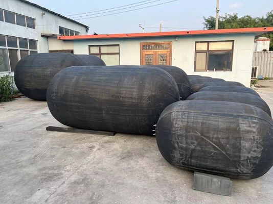 Quality High Performance Black Marine Pneumatic Fender Dock Floating factory