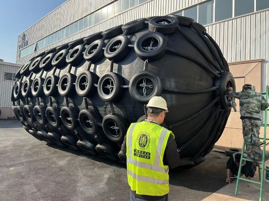 Quality BV Certificate Pneumatic Rubber Fender with 50Kpa/80Kpa Initial Internal Pressure factory