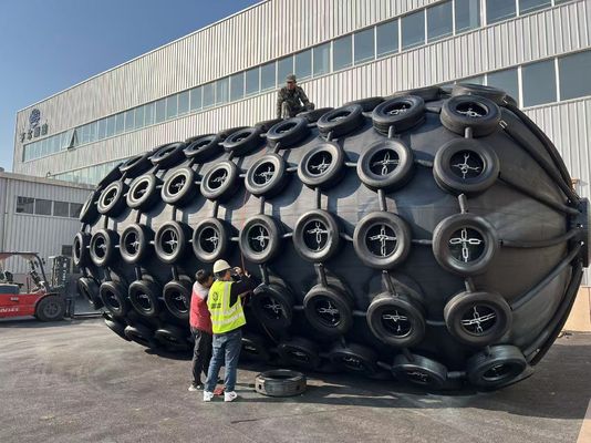 Quality High Pressure Rubber Pneumatic Rubber Fender / Yokohama Fenders factory