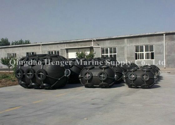 Quality Low Counterforce Inflatable Marine Floating Rubber Fenders for Commercial Ships factory