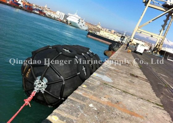 Quality Good Gas Tightness Inflatable Pneumatic Marine Fender D4.5 × L6m With Tyre Chain Net factory