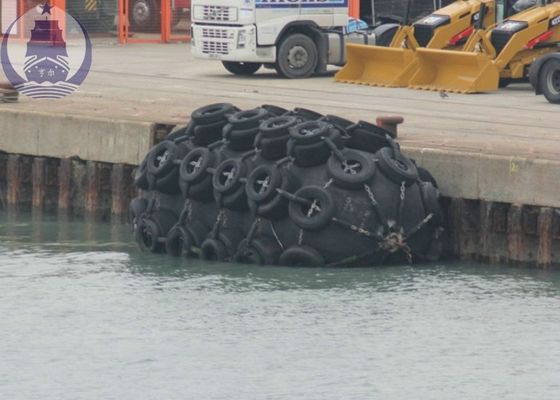 Quality Jetty Inflatable Marine Rubber Fender Anti - Explosion For Boat Mooring factory