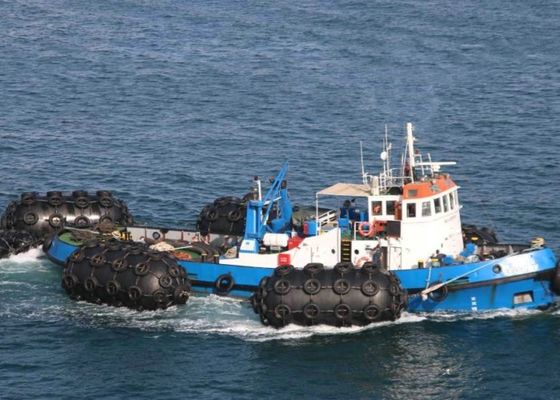 Quality STS Operation Hydro Pneumatic Fender , 1 - 10m Length Commercial Boat Fenders factory