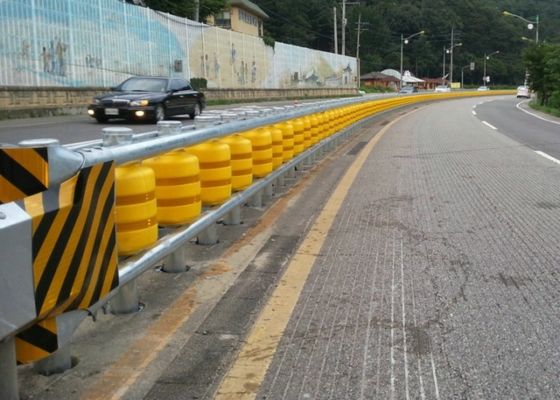 Quality Rolling Barrier Vehicle Safety Barrier For Median Strip factory
