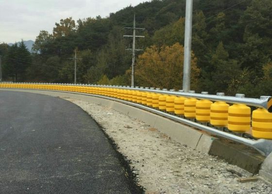 Quality Energy Absorb Anti Shock Height 510mm Highway Roller Barrier factory
