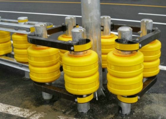 Quality Flame Retardant Material Highway Roller Barrier To Reduce Traffic Accidents factory