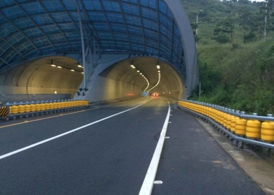 Quality Energy Absorption Road Roller Barrier , Rotating Roller Safety Barrier factory