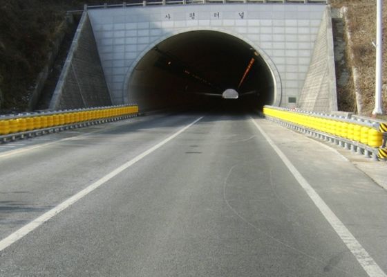 Quality Tunnel Portal Roller Crash Barrier , Guardrail Safety Rolling Guard Barrier factory