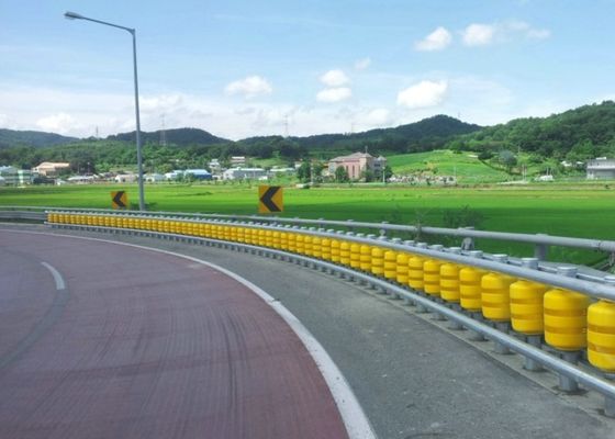 Quality Industrial Grade  Safety Roller Barrier for Heavy Duty Traffic Environments factory