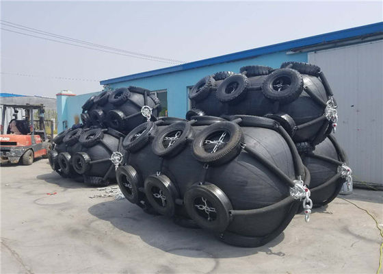 Quality Aircraft Tyre High Pressure Pneumatic Marine Fender 80 KPA For Ship Protection factory