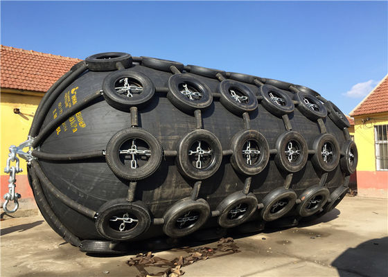 Quality Airplane Tyre Marine Rubber Fender Anti Explosion 0.05MPa / 0.08MPa Initial Internal Pressure factory