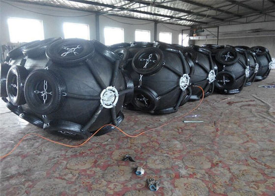 Quality Compressed Air Anti-Collision Pneumatic Rubber Fender For Ships Or Docks factory