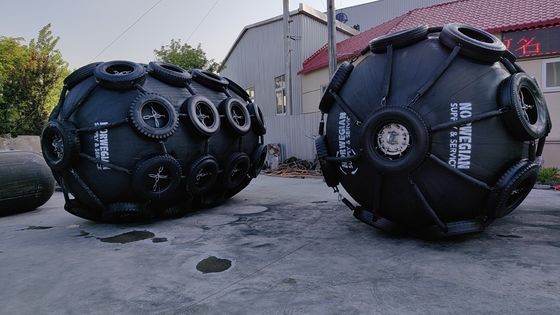 Quality OEM Anti Aging Fender Pneumatic Docking Ship Protection factory