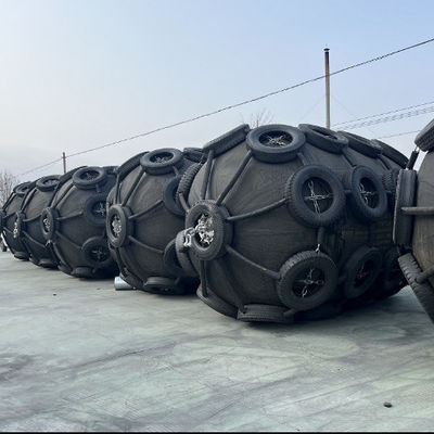 Quality ISO 17357 Certified Natural Rubber Pneumatic Fender with 50Kpa Working Pressure for Marine Safety factory