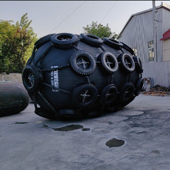 Quality 0.5*1m-4.8*12m Pneumatic Rubber Fender For Offshore factory