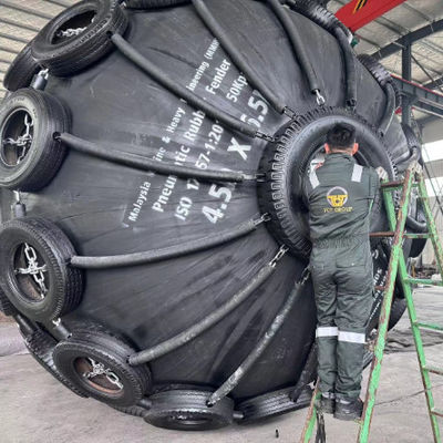 Quality Initial Internal Pressure 80kpa Marine Fender Net Type Ideal For Marine Vessel Impact Absorption Dock Safety Systems factory