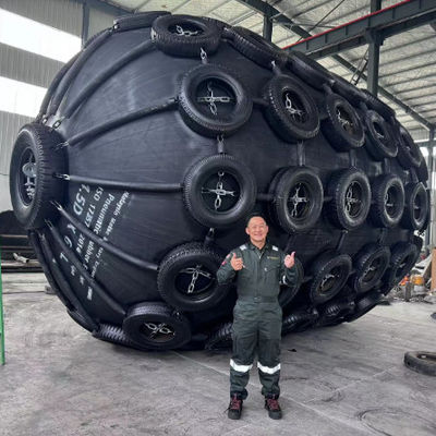 Quality Initial Internal Pressure 80kpa Marine Fender Net Type Ideal For Marine Vessel Impact Absorption Dock Safety Systems factory
