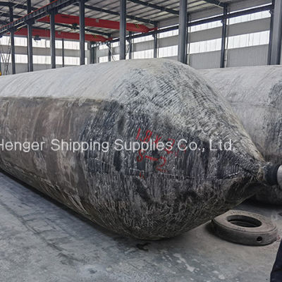 Quality Black Marine Rubber Airbag Safety Effective Green Environmental Protection factory