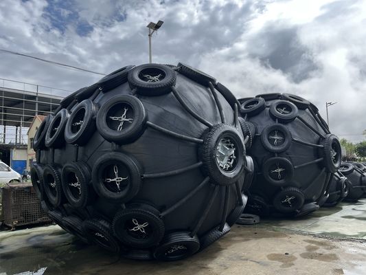 Quality High Durability Pneumatic Marine Fender Featuring Chain Tyre Net Payment Method Western Union Ideal for Ship Docking Safety factory