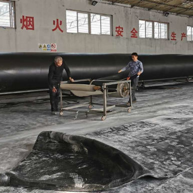 Quality Heavy Duty Inflatable Marine Airbag with High Pressure Range 0.2-0.4Mpa and Customized Size for Ship Launching factory