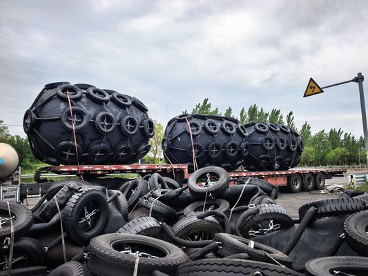 Quality ISO17357 Certified Pneumatic Rubber Fender with 50kpa High Energy Absorption and Customized Size for Marine Applications factory