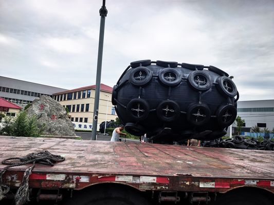 Quality ISO17357 Certified Pneumatic Rubber Fender with 50kpa High Energy Absorption and Customized Size for Marine Applications factory