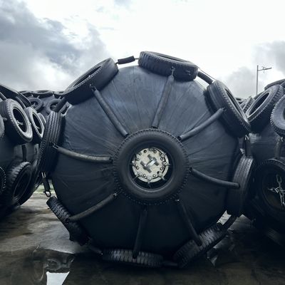 Quality Heavy Duty Pneumatic Rubber Fender Inflatable Yokohama Type Fender for Protection of Large Oil Tankers and Gas Carriers factory