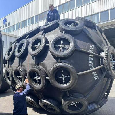Quality CCS/BV/LR/DNV Certified High-Quality Black Pneumatic Rubber Fender – Ideal for STS/STD Marine Operations factory