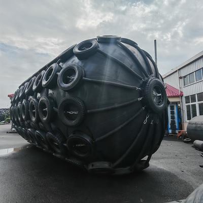 Quality Excellent Pneumatic Rubber Fender-Black factory