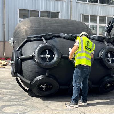 Quality ISO17357 Certified Pneumatic Rubber Fender with Custom Sizes 0.3-4.8M and 50kpa & 80kpa Pressure Options factory