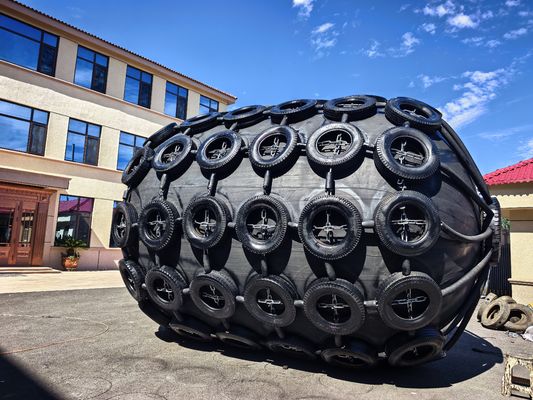 Quality ISO17357 Certified Pneumatic Rubber Fender with Custom Sizes 0.3 to 4.8M and 50kpa & 80kpa Pressure Options factory