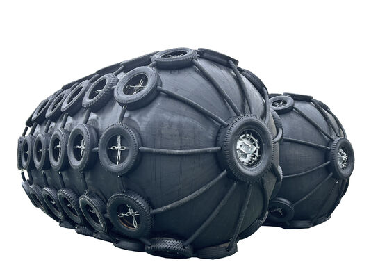 Quality Two-year Warranty Pneumatic Rubber Fender 1.5*3M For Vessel Berthing Anti-Collision factory